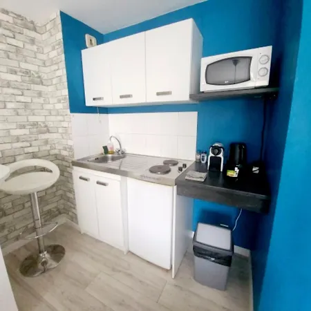 3 Rois - Joli 2 Pers, Place De Parking Apartment Nantes